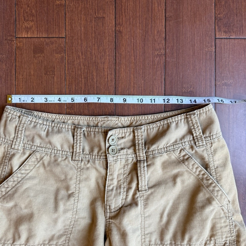 Abercrombie & Fitch Tan Cargo Shorts - Picture 6 of 8